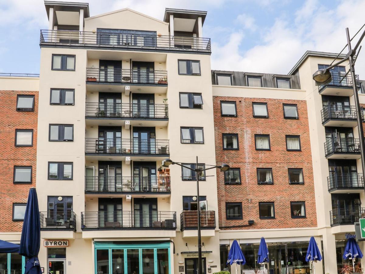 River View - Kingston Kingston upon Thames  Extérieur photo