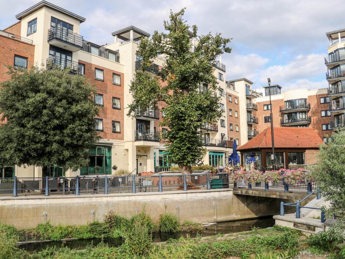 River View - Kingston Kingston upon Thames  Extérieur photo
